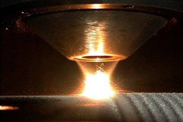 激光焊接機輻射是否對身體造成影響