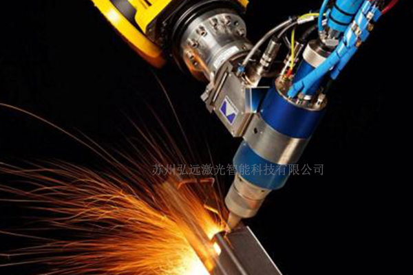 弘遠(yuǎn)激光焊接機(jī)運(yùn)用到了石油運(yùn)輸管道焊接，身為弘遠(yuǎn)人我很自豪